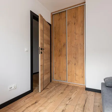 Flatbook - Sole Mare Z Basenem, Apartman *