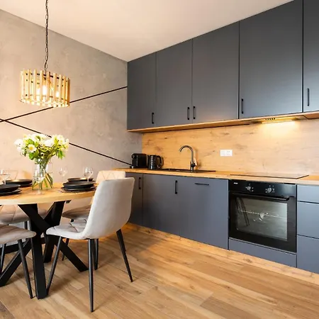 Flatbook - Sole Mare Z Basenem, Apartman Kąty Rybackie