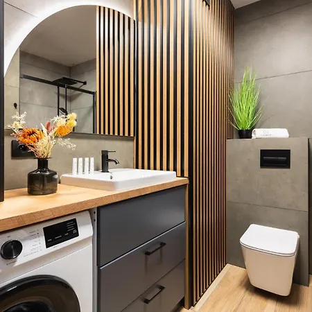 Flatbook - Sole Mare Z Basenem,