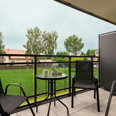 Flatbook - Sole Mare Z Basenem, Apartman