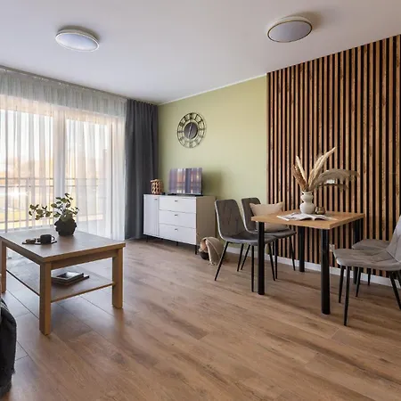 Flatbook - Sole Mare Z Basenem, Apartman